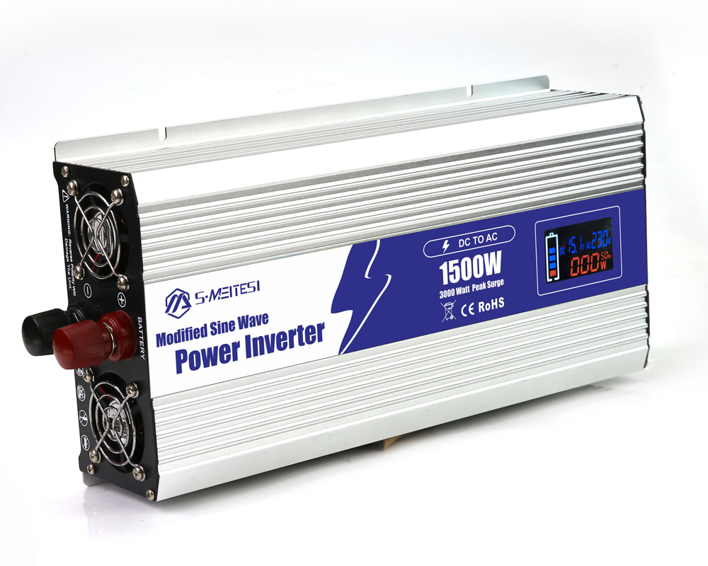 LNP1500-1500W 应急/车载/家居/户外修正波逆变器，多功能智能数显逆变器